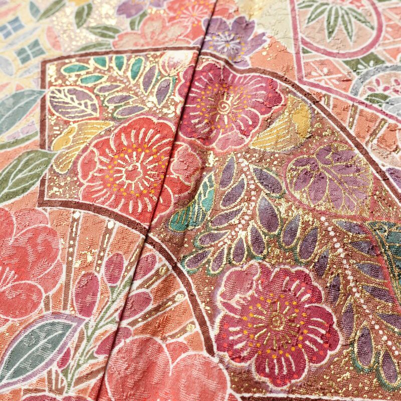 訪問着 美品 ふくれ織 正絹 古典柄 袷仕立て 身丈161cm 裄丈67cm リサイクル着物 一部しつけ糸付き 着物 箔 入学式 卒業式 七五三 お宮参り フォーマル ベージュ_画像7