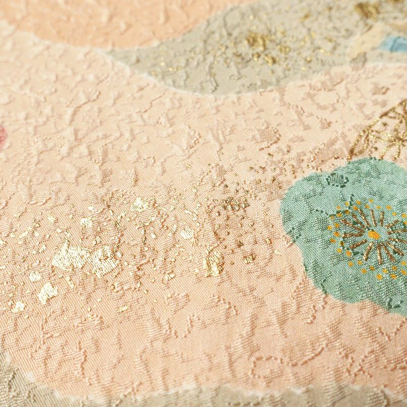 訪問着 美品 ふくれ織 正絹 古典柄 袷仕立て 身丈161cm 裄丈67cm リサイクル着物 一部しつけ糸付き 着物 箔 入学式 卒業式 七五三 お宮参り フォーマル ベージュ_画像9