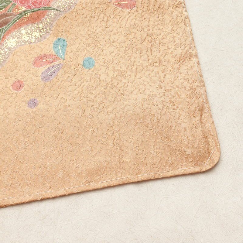 訪問着 美品 ふくれ織 正絹 古典柄 袷仕立て 身丈161cm 裄丈67cm リサイクル着物 一部しつけ糸付き 着物 箔 入学式 卒業式 七五三 お宮参り フォーマル ベージュ_画像17