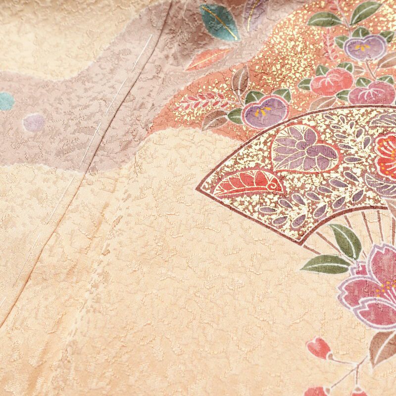 訪問着 美品 ふくれ織 正絹 古典柄 袷仕立て 身丈161cm 裄丈67cm リサイクル着物 一部しつけ糸付き 着物 箔 入学式 卒業式 七五三 お宮参り フォーマル ベージュ_画像19
