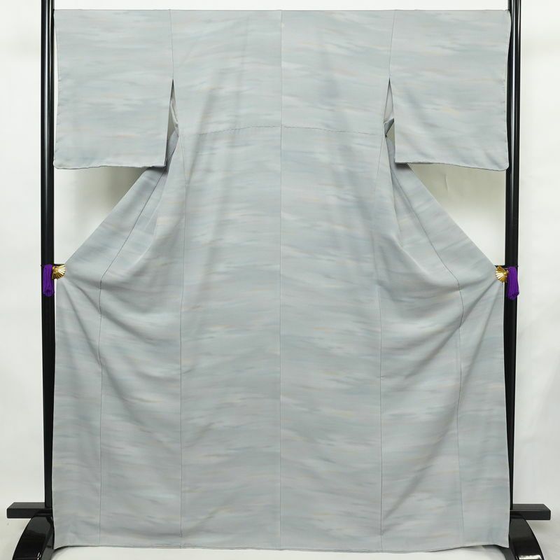 小紋 美品 しつけ糸付き 縮緬 一つ紋付き 正絹 その他の柄 袷仕立て 身丈169cm 裄丈68.5cm リサイクル着物 着物 共八掛 青・紺_画像1