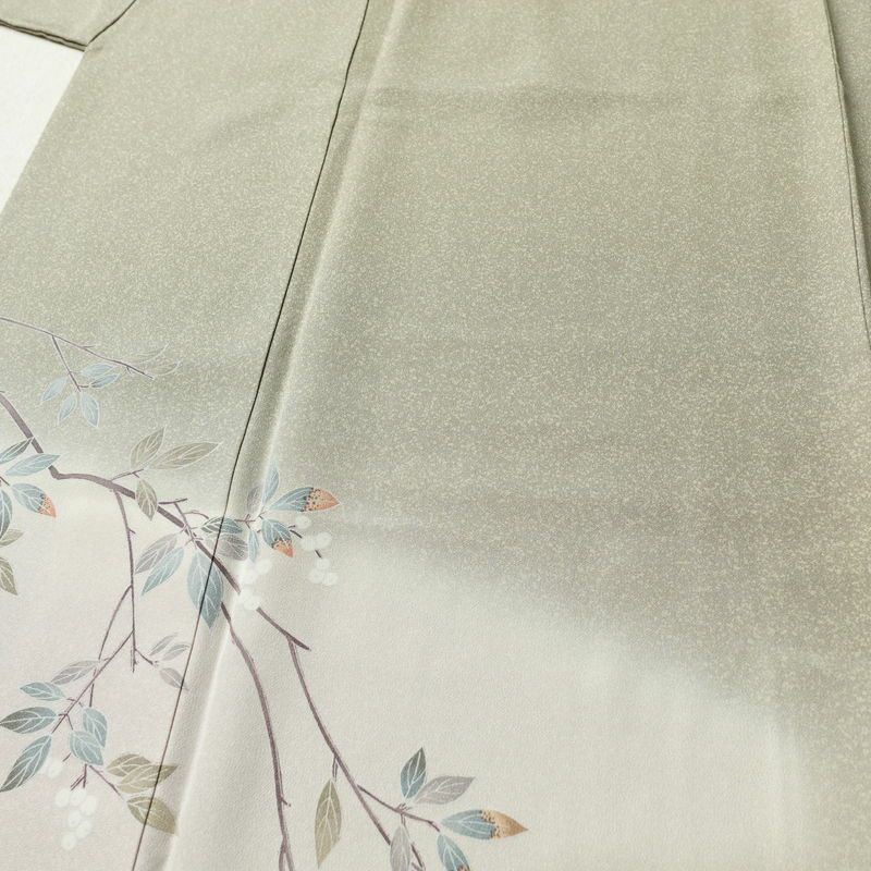 訪問着 縮緬 一つ紋付き 正絹 木の葉・植物柄 袷仕立て 身丈157cm 裄丈67.5cm リサイクル着物 着物 共八掛 入学式 卒業式 七五三 お宮参り フォーマル 上品 緑・うぐいす色_画像5