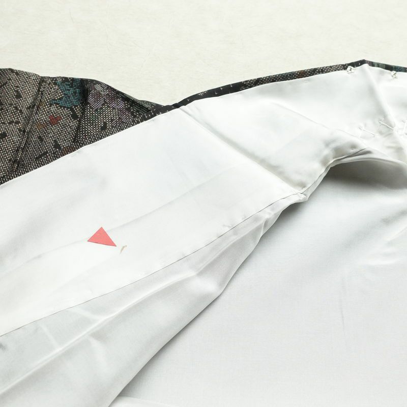 大島紬 良品 証紙なし しつけ糸付き 正絹 木の葉・植物柄 袷仕立て 身丈161cm 裄丈66cm リサイクル着物 着物 茶_画像20