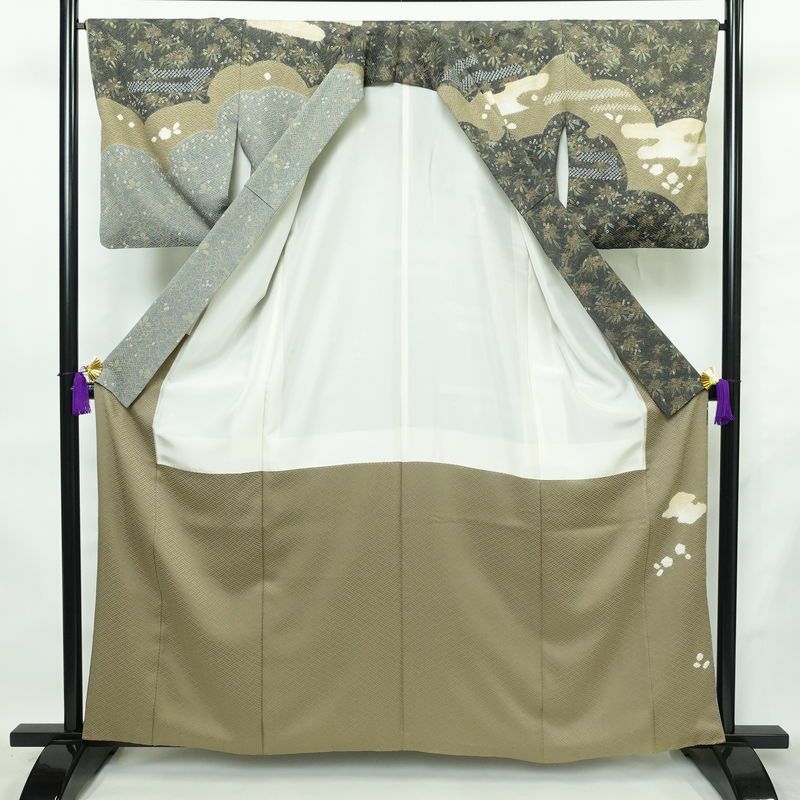 訪問着 良品 絞り 正絹 木の葉・植物柄 袷仕立て 身丈161cm 裄丈65cm リサイクル着物 着物 刺繍 金彩 入学式 卒業式 七五三 パーティー フォーマル ブルーグレー グレー_画像3