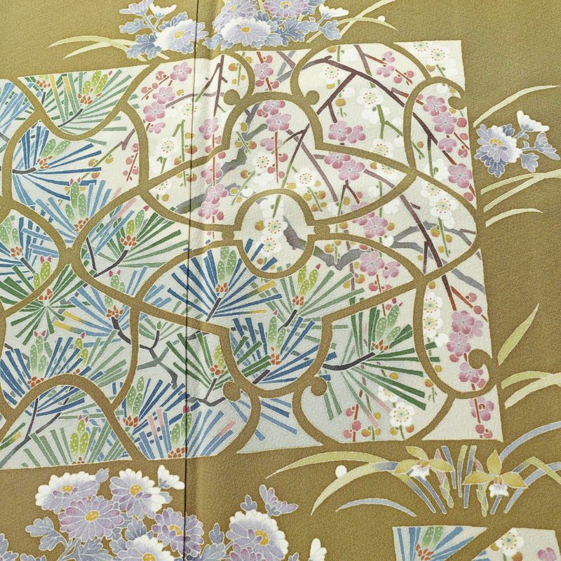 色留袖 良品 落款入り 縮緬 一つ紋付き 正絹 木の葉・植物柄 袷仕立て 身丈165.5cm 裄丈67.5cm リサイクル着物 着物 共八掛 結婚式 黄・黄土色_画像6