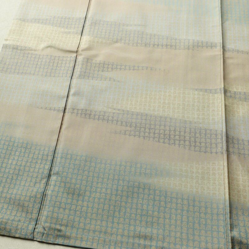 付け下げ 正絹 その他の柄 袷仕立て 身丈161cm 裄丈63.5cm リサイクル着物 着物 モダン 紬地 青・紺_画像4