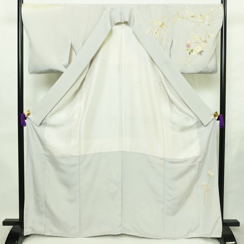 訪問着 良品 しつけ糸付き 縮緬 正絹 花柄 袷仕立て 身丈166cm 裄丈68cm リサイクル着物 着物 入学式 卒業式 七五三 お宮参り フォーマル 上品 青・紺_画像3