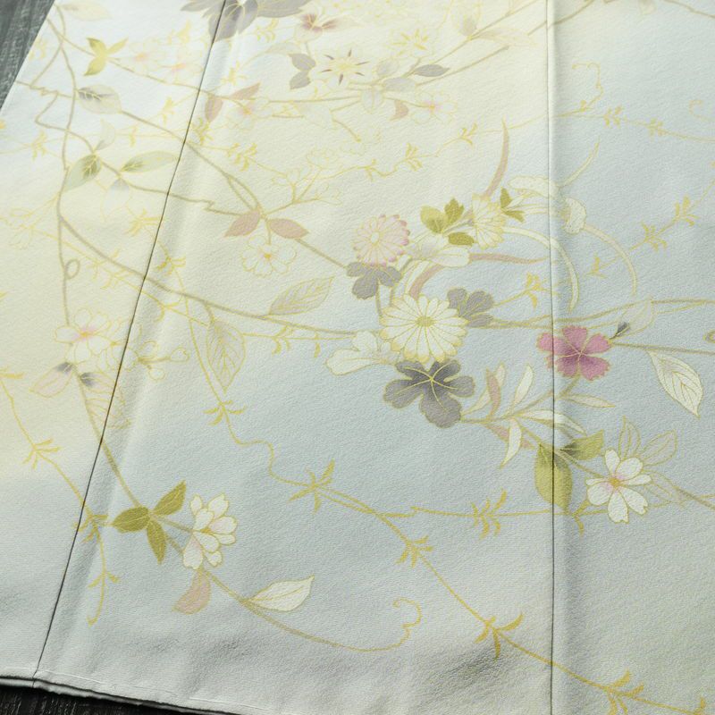 訪問着 良品 しつけ糸付き 縮緬 正絹 花柄 袷仕立て 身丈166cm 裄丈68cm リサイクル着物 着物 入学式 卒業式 七五三 お宮参り フォーマル 上品 青・紺_画像4