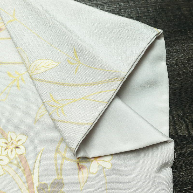 訪問着 良品 しつけ糸付き 縮緬 正絹 花柄 袷仕立て 身丈166cm 裄丈68cm リサイクル着物 着物 入学式 卒業式 七五三 お宮参り フォーマル 上品 青・紺_画像17