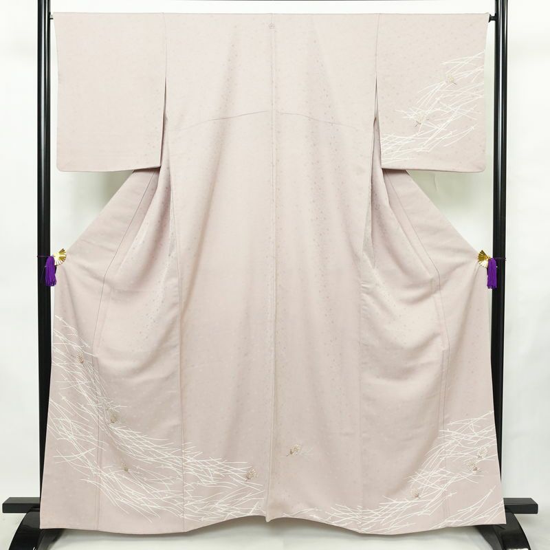 付け下げ 良品 一つ紋付き 正絹 木の葉・植物柄 袷仕立て 身丈161cm 裄丈67cm リサイクル着物 着物 箔 入学式 卒業式 七五三 お宮参り フォーマル 上品 松葉 松ぼっくり 紫・藤色_画像1