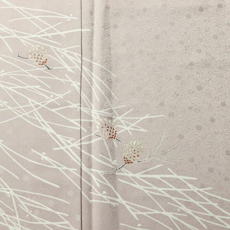 付け下げ 良品 一つ紋付き 正絹 木の葉・植物柄 袷仕立て 身丈161cm 裄丈67cm リサイクル着物 着物 箔 入学式 卒業式 七五三 お宮参り フォーマル 上品 松葉 松ぼっくり 紫・藤色_画像6