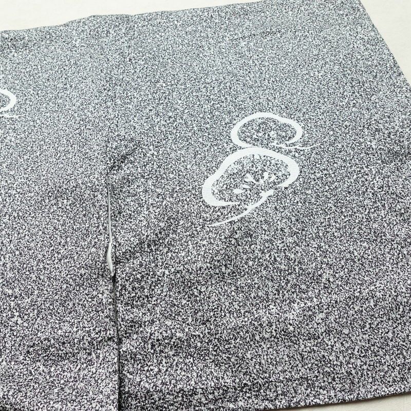 付け下げ 良品 しつけ糸付き 金駒刺繍 一つ紋付き 正絹 木の葉・植物柄 袷仕立て 身丈163.5cm 裄丈68.5cm リサイクル着物 着物 箔 共八掛 グレー_画像14