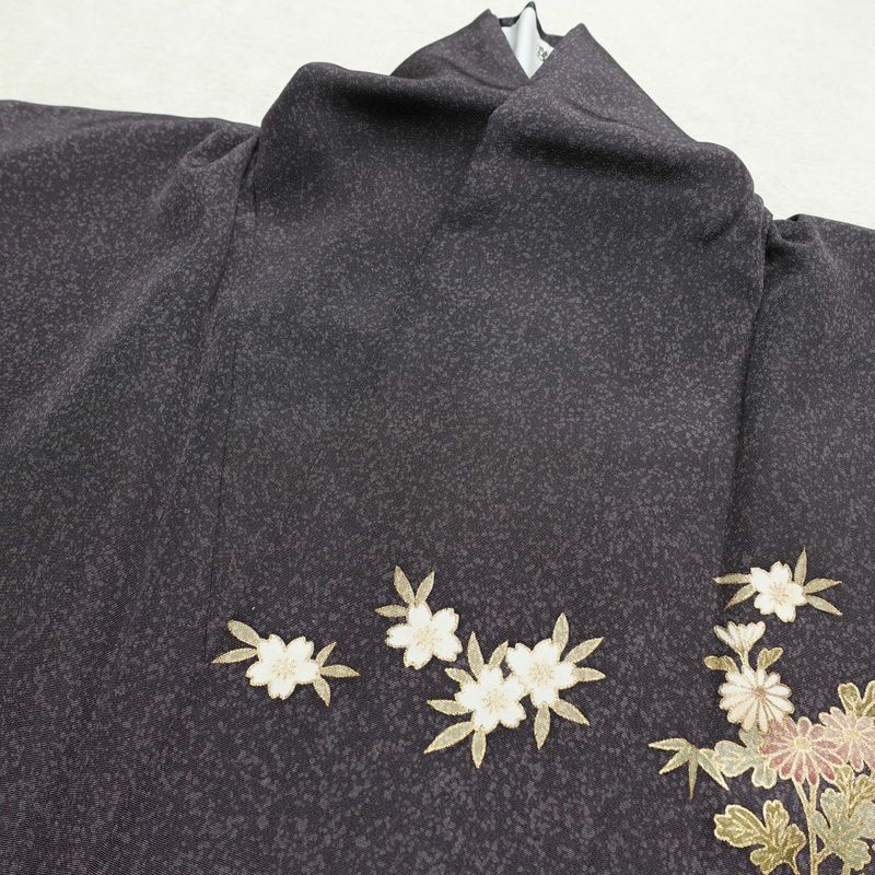 訪問着 良品 金駒刺繍 正絹 風景柄 袷仕立て 身丈166cm 裄丈68cm リサイクル着物 着物 箔 金彩 入学式 卒業式 七五三 お宮参り フォーマル 上品 紫・藤色_画像16