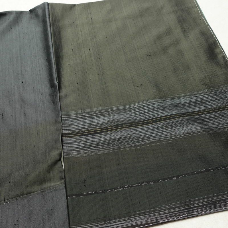 紬 付下 美品 しつけ糸付き 正絹 縞柄・線柄 袷仕立て 身丈159cm 裄丈66cm リサイクル着物 着物 シンプル おしゃれ 緑・うぐいす色_画像15