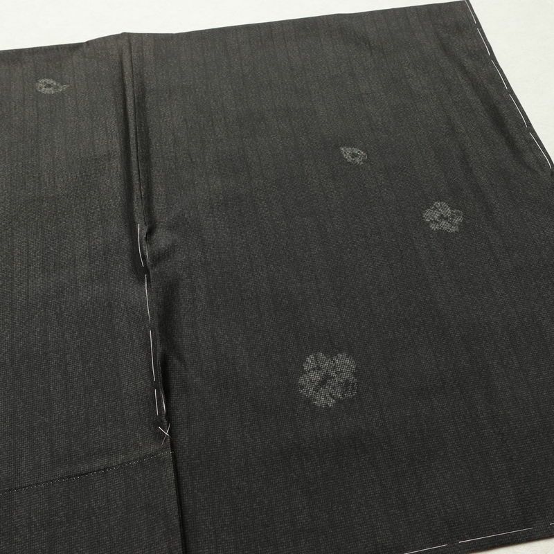 大島紬 付下 美品 証紙あり 落款入り しつけ糸付き 正絹 花柄 袷仕立て 身丈152cm 裄丈65cm リサイクル着物 おしゃれ 着物 茶_画像13