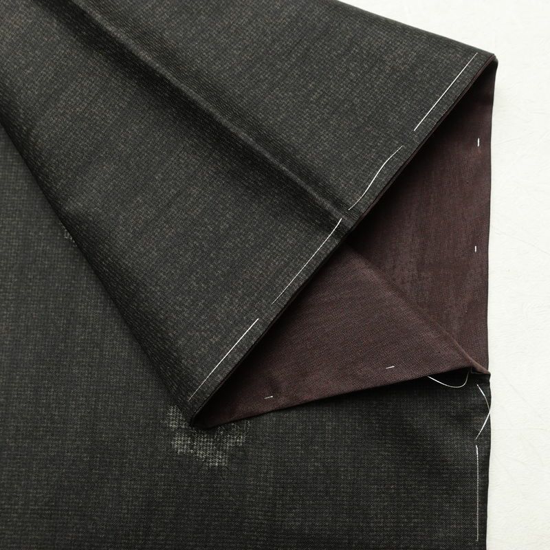 大島紬 付下 美品 証紙あり 落款入り しつけ糸付き 正絹 花柄 袷仕立て 身丈152cm 裄丈65cm リサイクル着物 おしゃれ 着物 茶_画像14