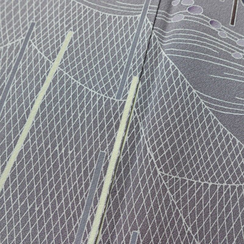 訪問着 美品 落款入り しつけ糸付き 正絹 風景柄 袷仕立て 身丈163.5cm 裄丈65cm リサイクル着物 着物 共八掛 入学式 卒業式 結婚式 七五三 お宮参り フォーマル 千鳥 紫・藤色_画像9