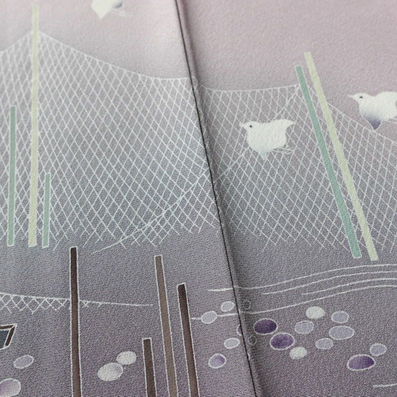 訪問着 美品 落款入り しつけ糸付き 正絹 風景柄 袷仕立て 身丈163.5cm 裄丈65cm リサイクル着物 着物 共八掛 入学式 卒業式 結婚式 七五三 お宮参り フォーマル 千鳥 紫・藤色_画像10
