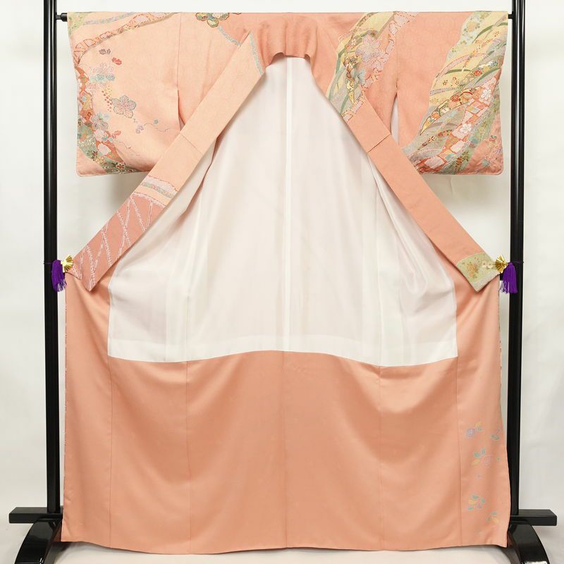 訪問着 美品 しつけ糸付き 絞り 正絹 花柄 袷仕立て 身丈167.5cm 裄丈65cm リサイクル着物 着物 刺繍 金彩 入学式 結婚式 パーティー フォーマル 絞り加工 華やか ピンク_画像3