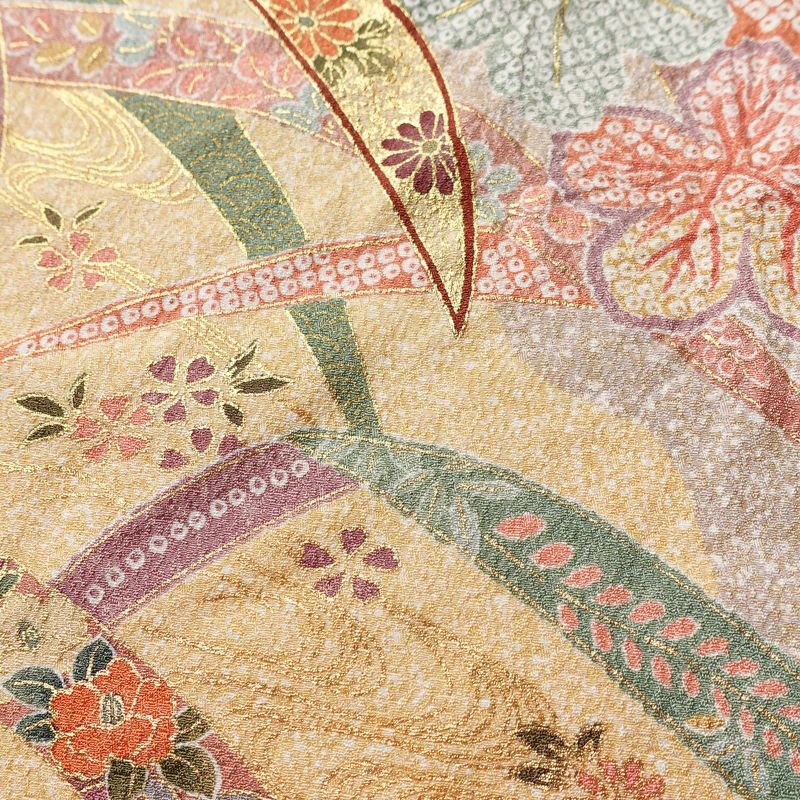 訪問着 美品 しつけ糸付き 絞り 正絹 花柄 袷仕立て 身丈167.5cm 裄丈65cm リサイクル着物 着物 刺繍 金彩 入学式 結婚式 パーティー フォーマル 絞り加工 華やか ピンク_画像11