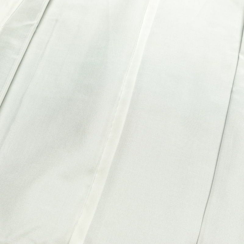 大島紬 古代染色 純泥染 美品 証紙あり しつけ糸付き 正絹 幾何学柄・抽象柄 袷仕立て 身丈163cm 裄丈69.5cm リサイクル着物 着物 未使用品 緑・うぐいす色_画像17