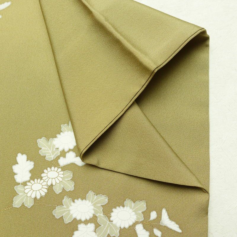 訪問着 良品 金駒刺繍 一つ紋付き 正絹 花柄 袷仕立て 身丈160.5cm 裄丈65cm リサイクル着物 着物 箔 金彩 入学式 卒業式 七五三 パーティー お宮参り フォーマル 黄・黄土色_画像16