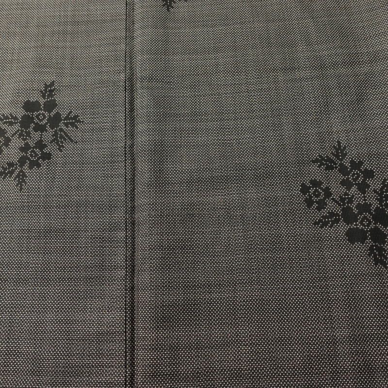 大島紬 美品 しつけ糸付き 正絹 花柄 袷仕立て 身丈159cm 裄丈63.5cm リサイクル着物 着物 未使用品 茶_画像6