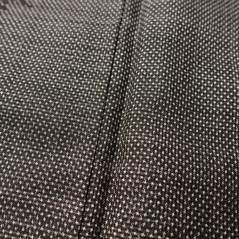 大島紬 美品 しつけ糸付き 正絹 花柄 袷仕立て 身丈159cm 裄丈63.5cm リサイクル着物 着物 未使用品 茶_画像10