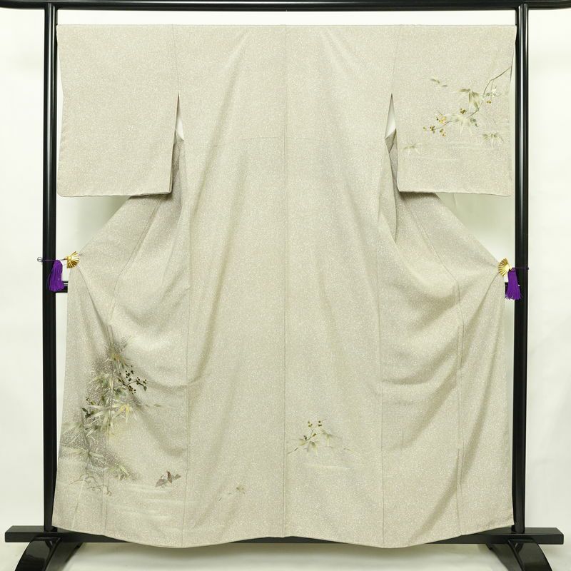 訪問着 美品 しつけ糸付き 正絹 木の葉・植物柄 袷仕立て 身丈157.5cm 裄丈68cm リサイクル着物 着物 刺繍 箔 未使用品 入学式 卒業式 七五三 お宮参り フォーマル 上品 グレージュ ベージュ_画像1