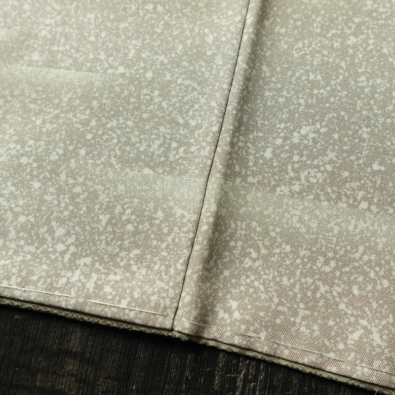 訪問着 美品 しつけ糸付き 正絹 木の葉・植物柄 袷仕立て 身丈157.5cm 裄丈68cm リサイクル着物 着物 刺繍 箔 未使用品 入学式 卒業式 七五三 お宮参り フォーマル 上品 グレージュ ベージュ_画像12