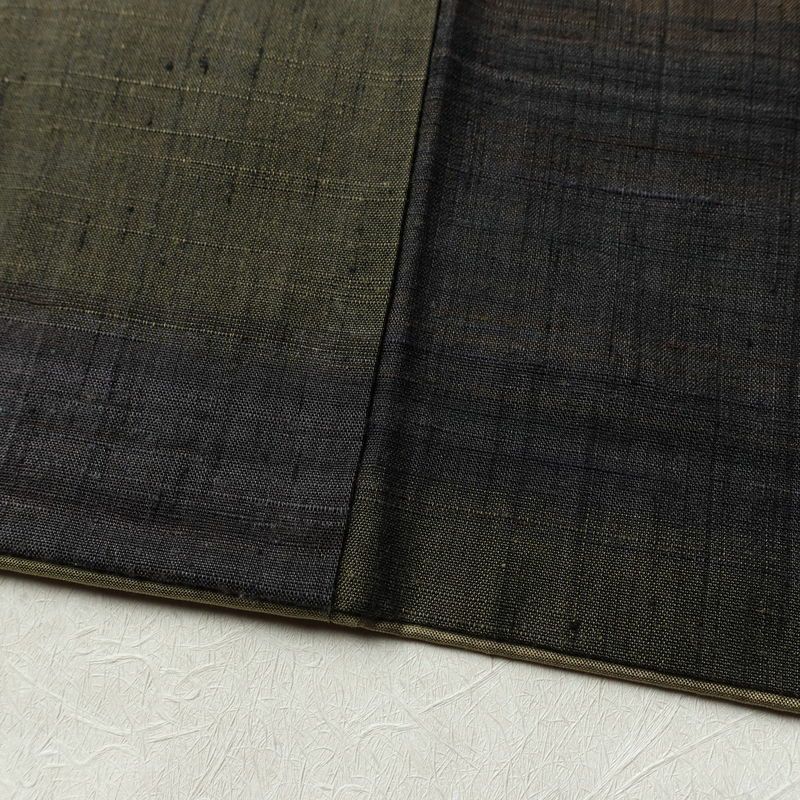 紬 正絹 縞柄・線柄 袷仕立て 身丈152.5cm 裄丈62cm リサイクル着物 着物 モダン 緑・うぐいす色_画像12