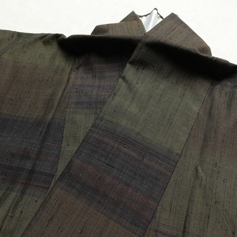紬 正絹 縞柄・線柄 袷仕立て 身丈152.5cm 裄丈62cm リサイクル着物 着物 モダン 緑・うぐいす色_画像16