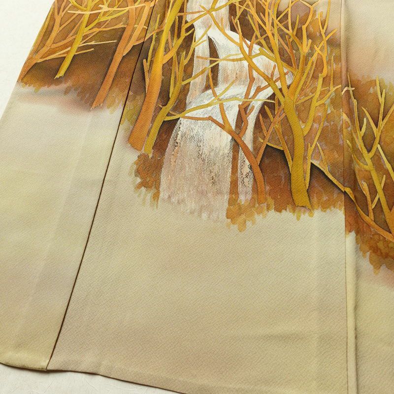 単衣 付下 一つ紋付き 正絹 木の葉・植物柄 単衣仕立て 身丈159cm 裄丈64cm リサイクル着物 着物 ぼかし シンプル ベージュ_画像4