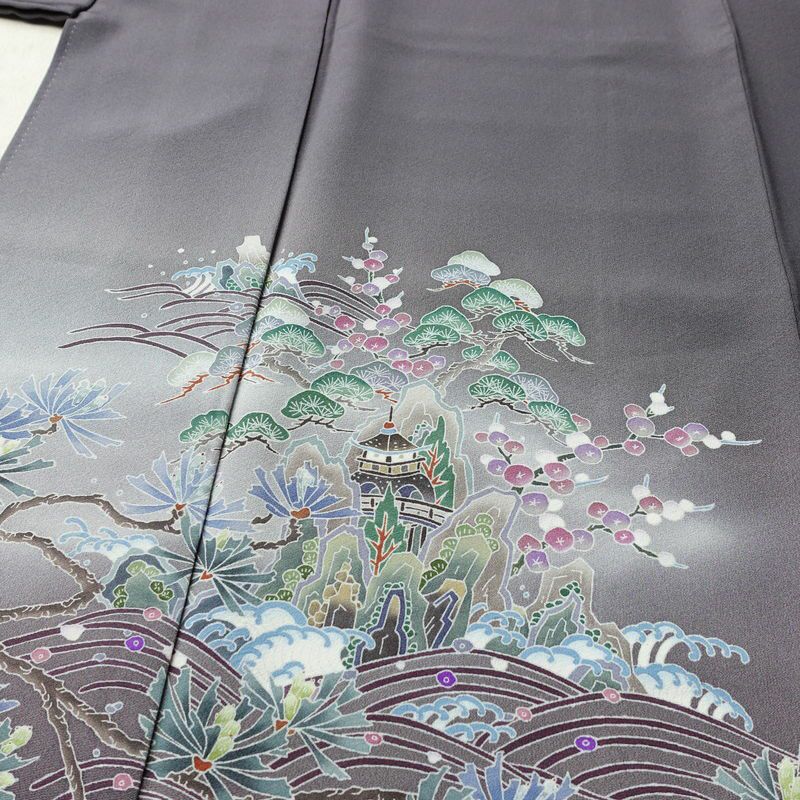 訪問着 岡本幸治 加賀友禅 良品 落款入り 縮緬 正絹 風景柄 袷仕立て 身丈164.5cm 裄丈67cm リサイクル着物 着物 共八掛 入学式 卒業式 七五三 お宮参り フォーマル 紫・藤色_画像5
