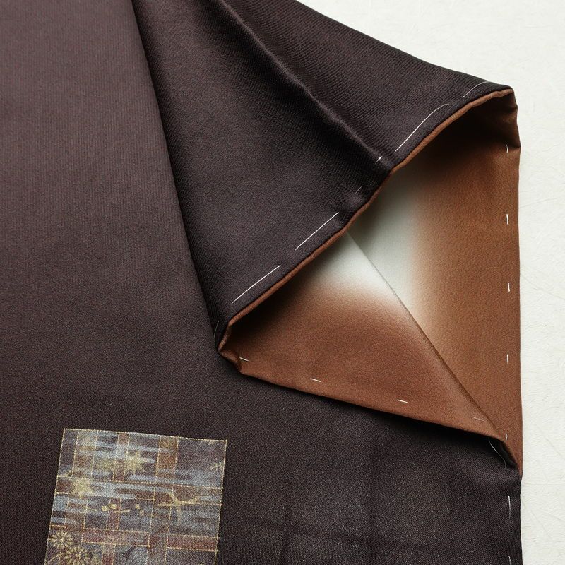 付け下げ しつけ糸付き 一つ紋付き 正絹 人物・動物柄 袷仕立て 身丈164cm 裄丈64.5cm リサイクル着物 着物 刺繍 箔 茶_画像15