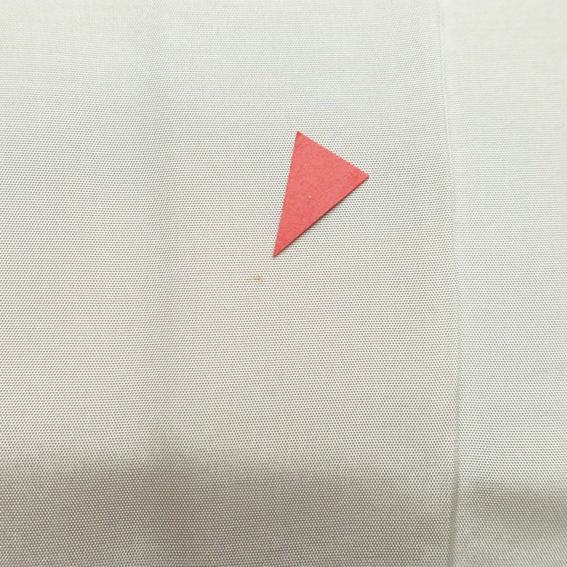 付け下げ 縮緬 スワトウ刺繍 一つ紋付き 正絹 幾何学柄・抽象柄 袷仕立て 身丈149.5cm 裄丈63cm リサイクル着物 一部しつけ糸付き 着物 入学式 卒業式 七五三 お宮参り フォーマル 上品 紫・藤色_画像20