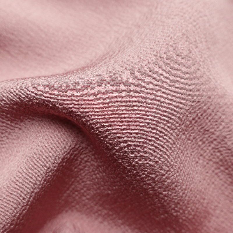 付け下げ 縮緬 スワトウ刺繍 一つ紋付き 正絹 幾何学柄・抽象柄 袷仕立て 身丈149.5cm 裄丈63cm リサイクル着物 一部しつけ糸付き 着物 入学式 卒業式 七五三 お宮参り フォーマル 上品 紫・藤色_画像21