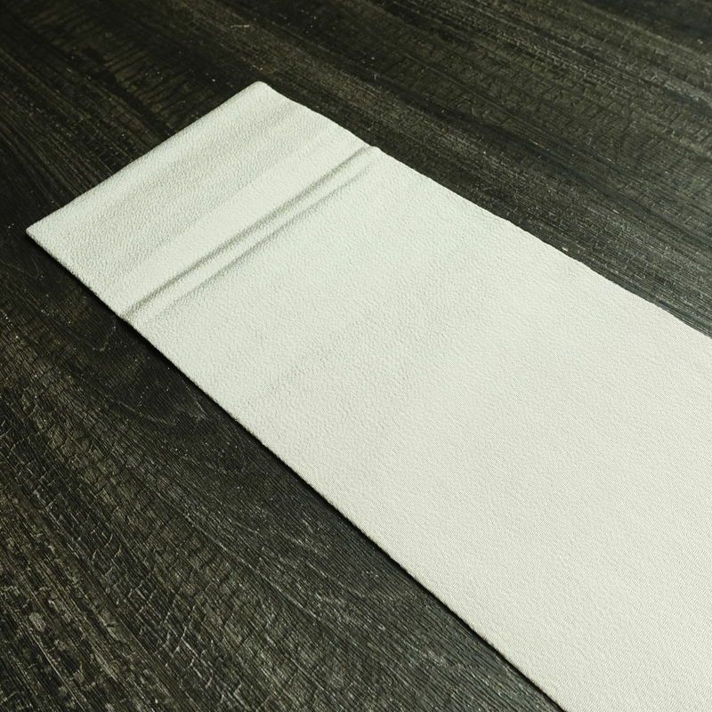 名古屋帯 太鼓柄 縮緬 正絹 木の葉・植物柄 名古屋仕立て なごや帯 リサイクル帯 帯 刺繍 銀糸 シンプル 上品 グレー_画像17