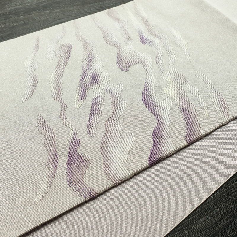 名古屋帯 太鼓柄 正絹 幾何学柄・抽象柄 通し仕立て なごや帯 リサイクル帯 帯 銀通し 紫・藤色_画像10