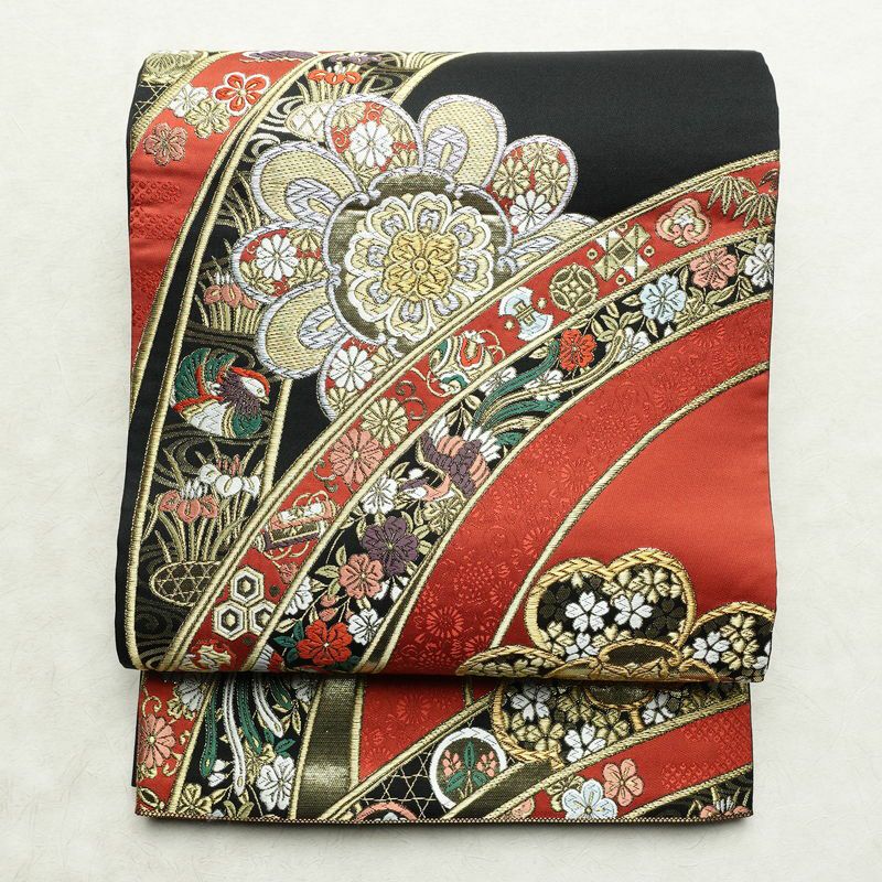 袋帯 六通柄 フォーマル用 正絹 古典柄 リサイクル帯 帯 箔 黒_画像1