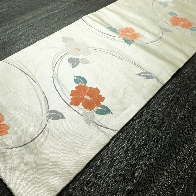 名古屋帯 双美洋花文 六通柄 正絹 花柄 名古屋仕立て なごや帯 リサイクル帯 帯 箔 金・銀_画像7