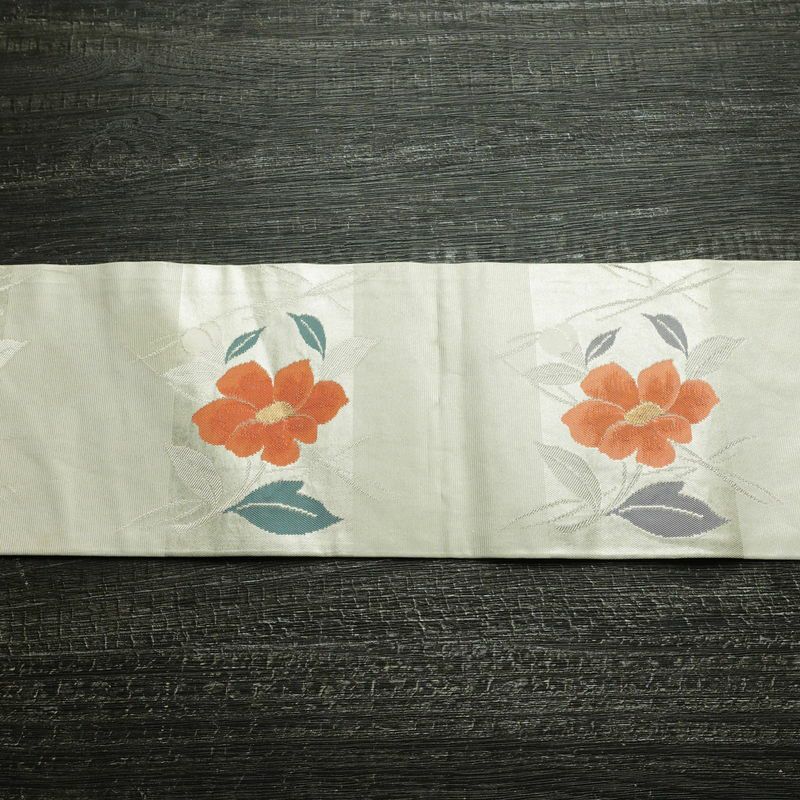 名古屋帯 双美洋花文 六通柄 正絹 花柄 名古屋仕立て なごや帯 リサイクル帯 帯 箔 金・銀_画像10