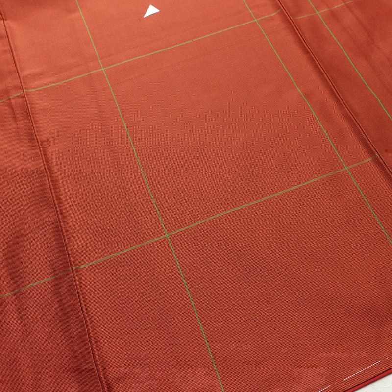 紬 しつけ糸付き 正絹 チェック・格子柄 袷仕立て 身丈162cm 裄丈63.5cm リサイクル着物 着物 モダン シンプル 赤・朱_画像12