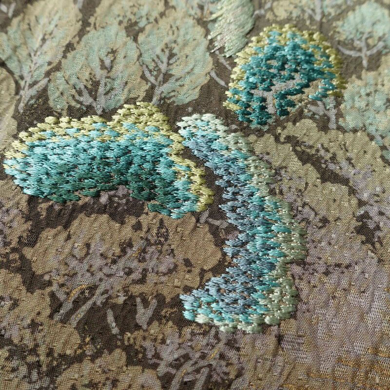 付け下げ 落款入り ふくれ織 正絹 風景柄 袷仕立て 身丈154cm 裄丈63.5cm リサイクル着物 着物 刺繍 金彩 フォーマル 緑・うぐいす色_画像7