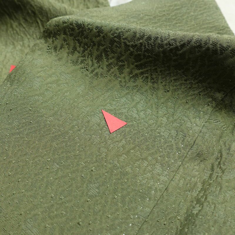 付け下げ 落款入り ふくれ織 正絹 風景柄 袷仕立て 身丈154cm 裄丈63.5cm リサイクル着物 着物 刺繍 金彩 フォーマル 緑・うぐいす色_画像17