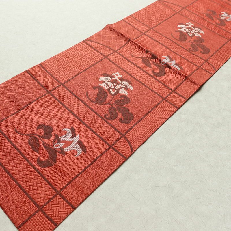 名古屋帯 六通柄 美品 正絹 花柄 名古屋仕立て なごや帯 リサイクル帯 帯 赤・朱_画像8