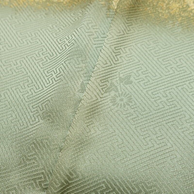 付け下げ 綸子 金駒刺繍 正絹 木の葉・植物柄 袷仕立て 身丈162.5cm 裄丈68.5cm リサイクル着物 一部しつけ糸付き 着物 箔 金彩 入学式 卒業式 七五三 お宮参り フォーマル 緑・うぐいす色_画像15