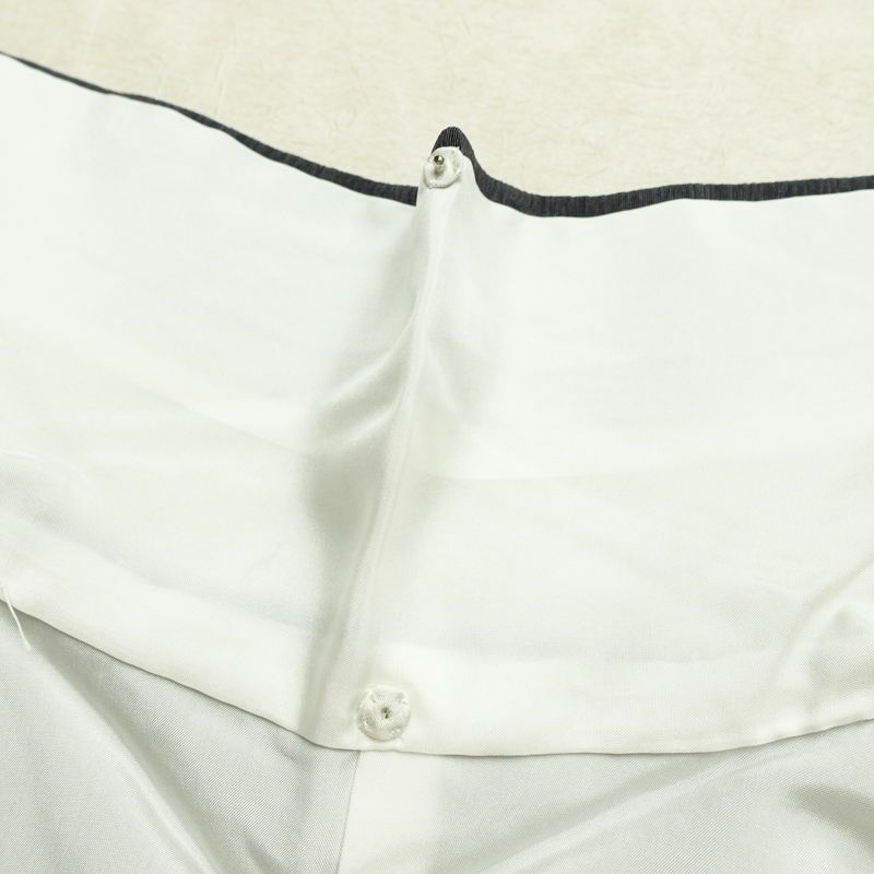 付け下げ 良品 樽本伊勢蔵 京友禅伝統工芸士 落款入り 一つ紋付き 正絹 人物・動物柄 袷仕立て 身丈157.5cm 裄丈65cm リサイクル着物 着物 箔 金彩 フォーマル 青・紺_画像20