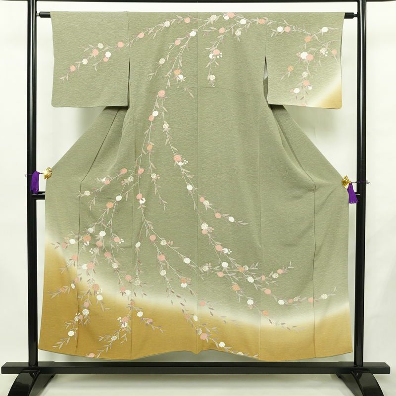 訪問着 縮緬 正絹 木の葉・植物柄 袷仕立て 身丈150.5cm 裄丈62cm リサイクル着物 着物 金彩 入学式 卒業式 七五三 お宮参り フォーマル 緑・うぐいす色_画像1