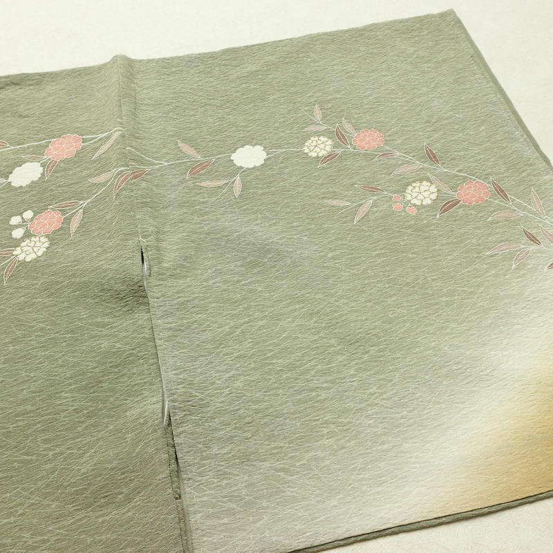 訪問着 縮緬 正絹 木の葉・植物柄 袷仕立て 身丈150.5cm 裄丈62cm リサイクル着物 着物 金彩 入学式 卒業式 七五三 お宮参り フォーマル 緑・うぐいす色_画像14